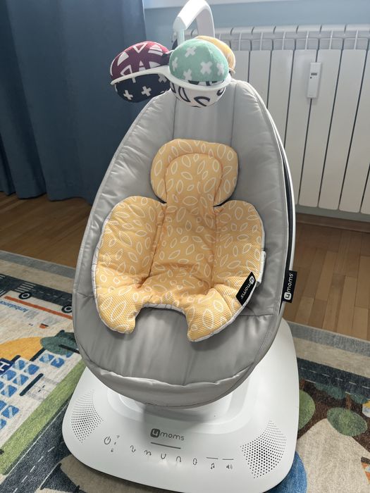 Електрическа бебешка люлка 4moms mamaRoo 5.0, сива