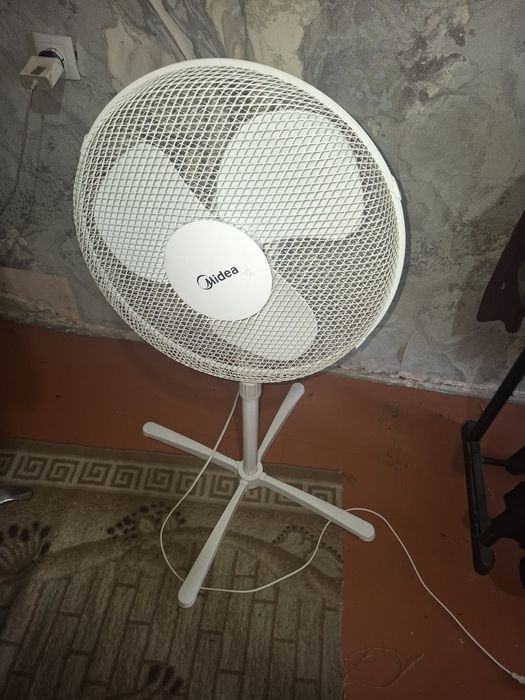 Вентилятор напольный