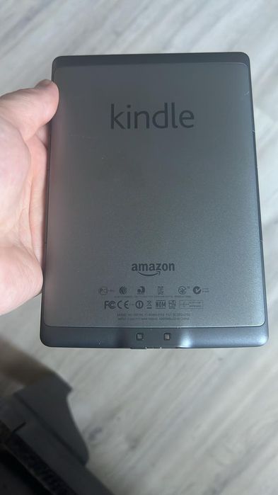 Продам киндл читалка электронная книга!