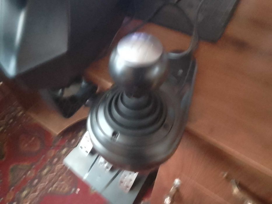 Продается игровой руль связи с переездом