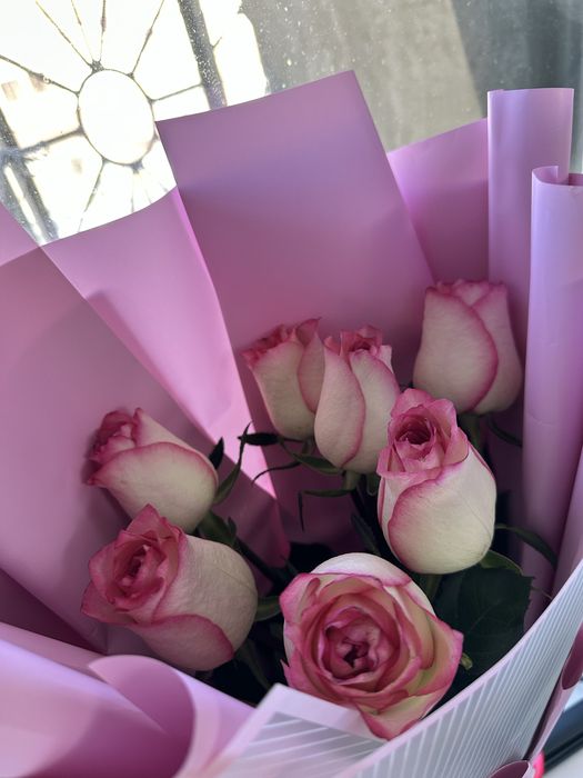 Букет роза свежый срочно