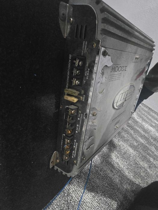 Бас каса с усилвател Pioneer