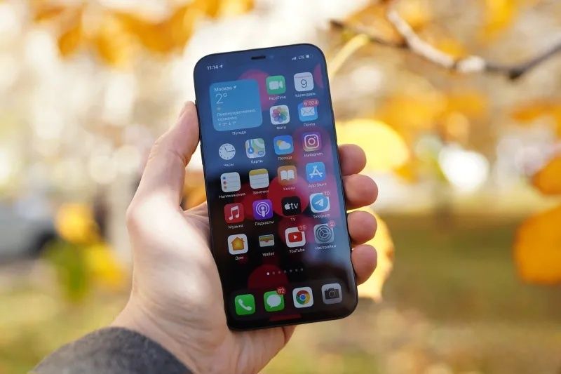 iPhone 12 – 128GB | LL/A + Оригинальная зарядка