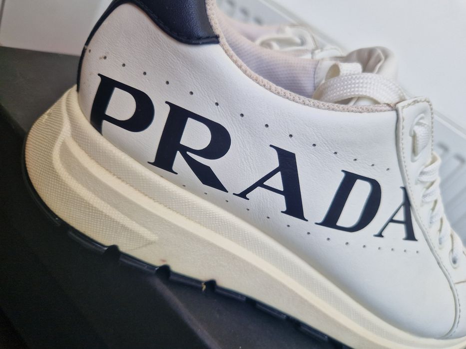 Adidasi Prada originali din piele, marimea 41,5