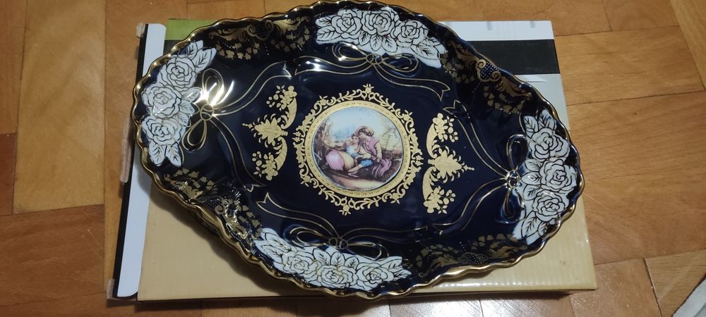 Vând un platou de 11 inch de la firma Rawi.