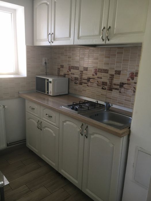 Inchiriez garsoniera tip D