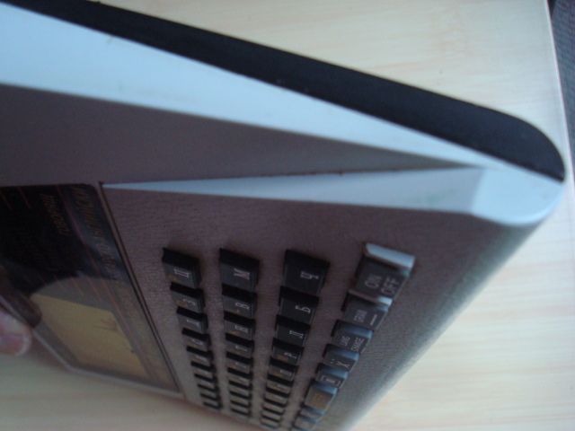 Колекционерски електронен преводач Compu-dict Rom-tech антика, речник