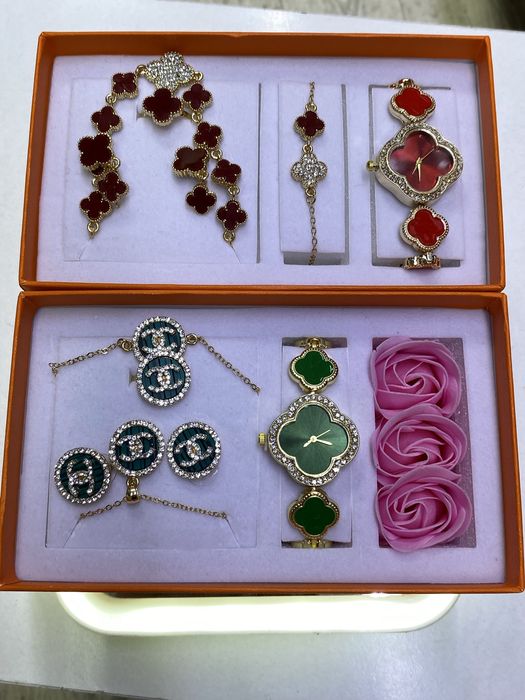 Продаю подарочные наборы