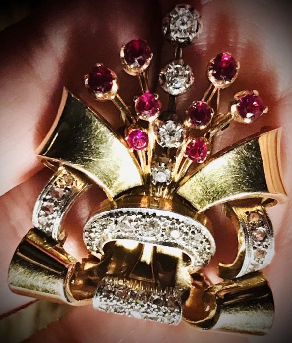 Broșă aur 18k Art Deco 1900, cu diamante si rubine.