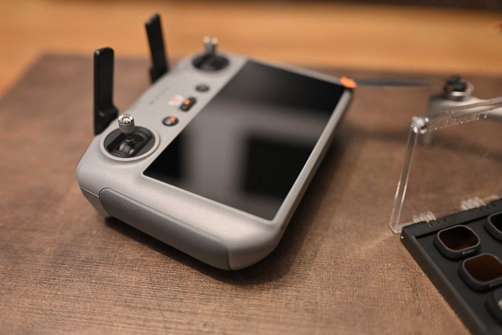 DJI Mini 4 Pro Drona 4 K Fly More Combo + DJI RC 2 + filtre Freewell!