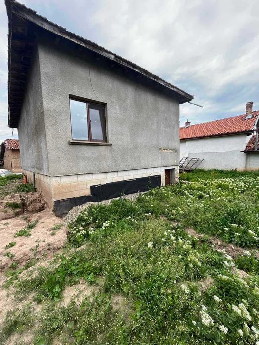 Продава се Къща в Казанлък - 80 кв.м за 657 €/кв.м - Снимка #1