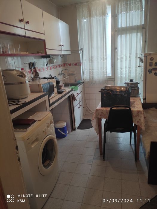 Продава се Тристаен апартамент в Велики Преслав - 67 кв.м за 747 €/кв.м - Снимка #4
