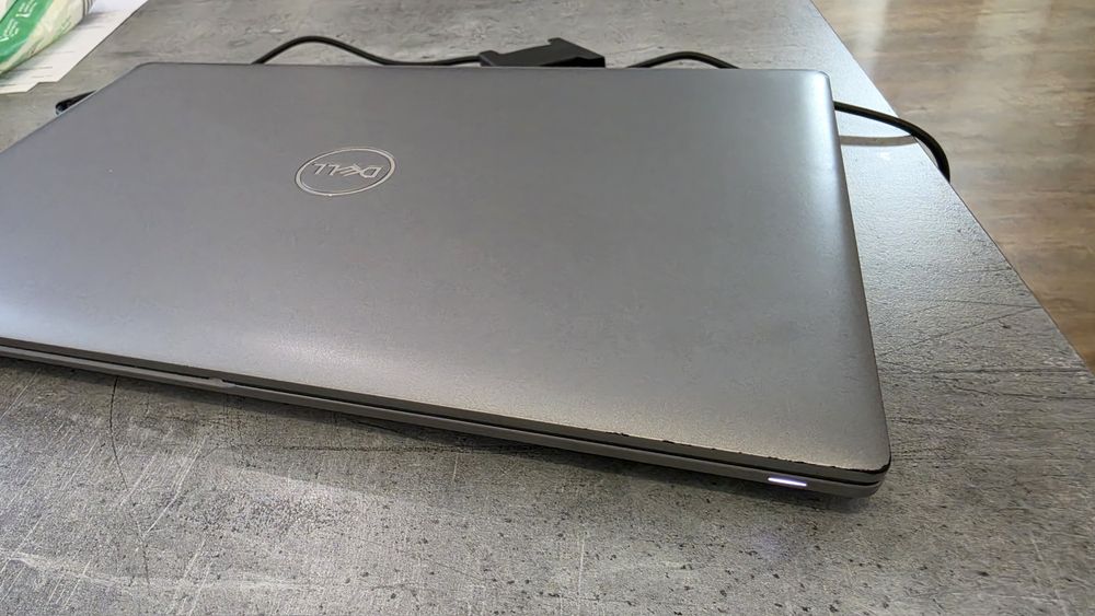 Laptop Dell Latitude 5520 i5