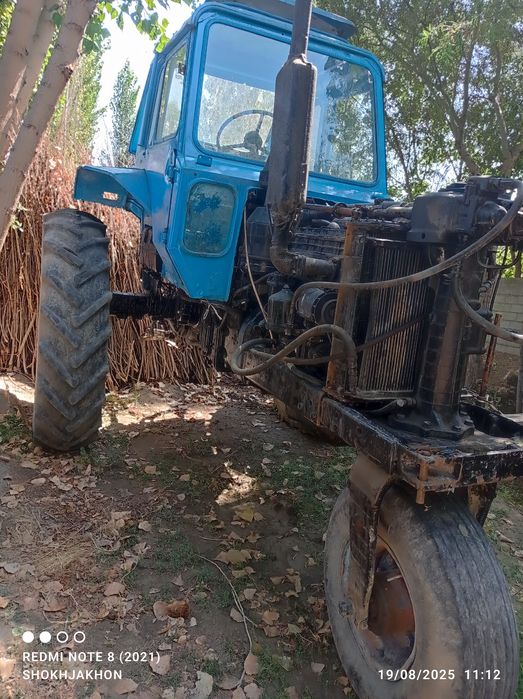 MTZ 80 sotiladi.