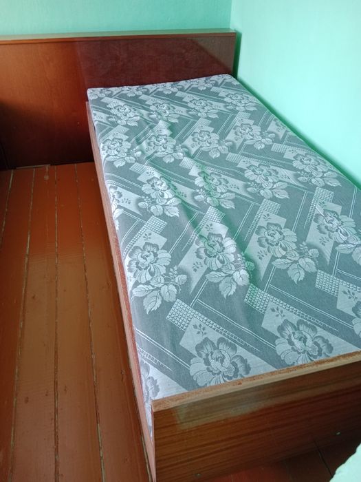 Гарнитур спальный