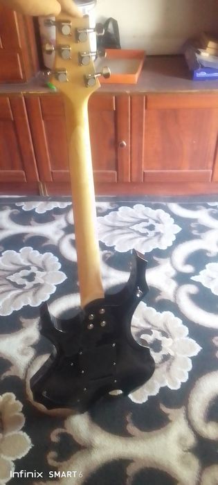 Elektr getara yangi