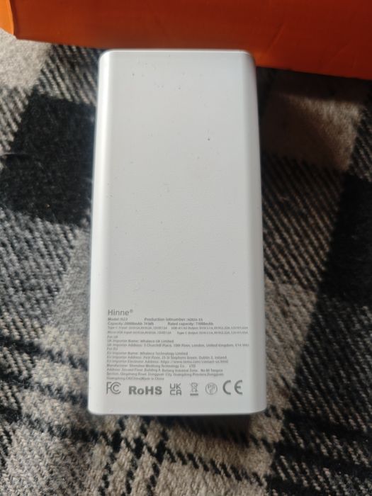 Нова външна батерия за телефон Преносимо зарядно устройство Power Bank