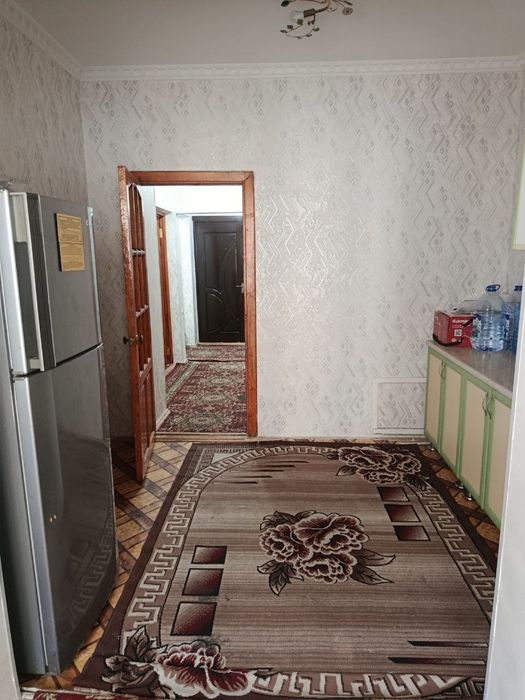 71 м², 2-комнатная на Сергели 5. С хорошим ремонтом. Балкон 2×6.