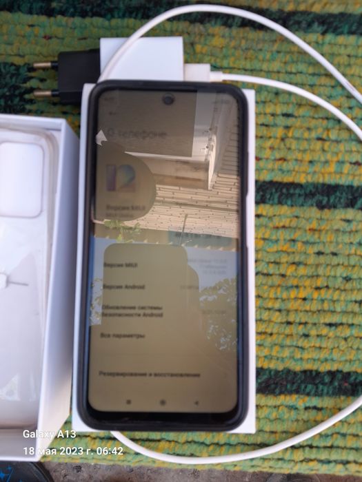 Телефон  сотилади янгидай турупти