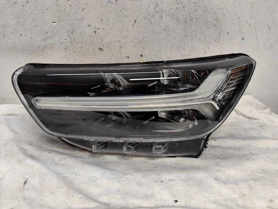 Оригинален фар Волво XC40  Volvo XC40 Full Led
