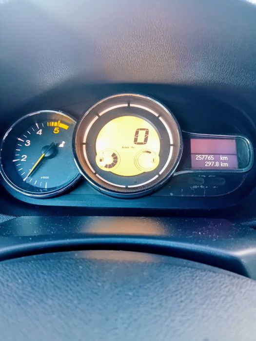 Renault Megane 3 1.5 DCI 110hp 2500€