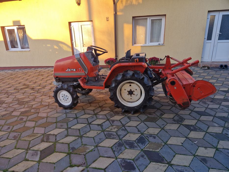 Tractor Kubota Aste