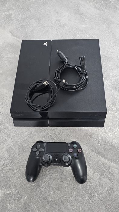 PlayStation 4 512 gb sau (+ jocuri)
