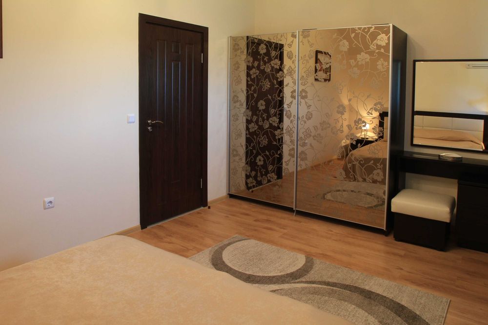 Разкошен пентхаус на първа линия море