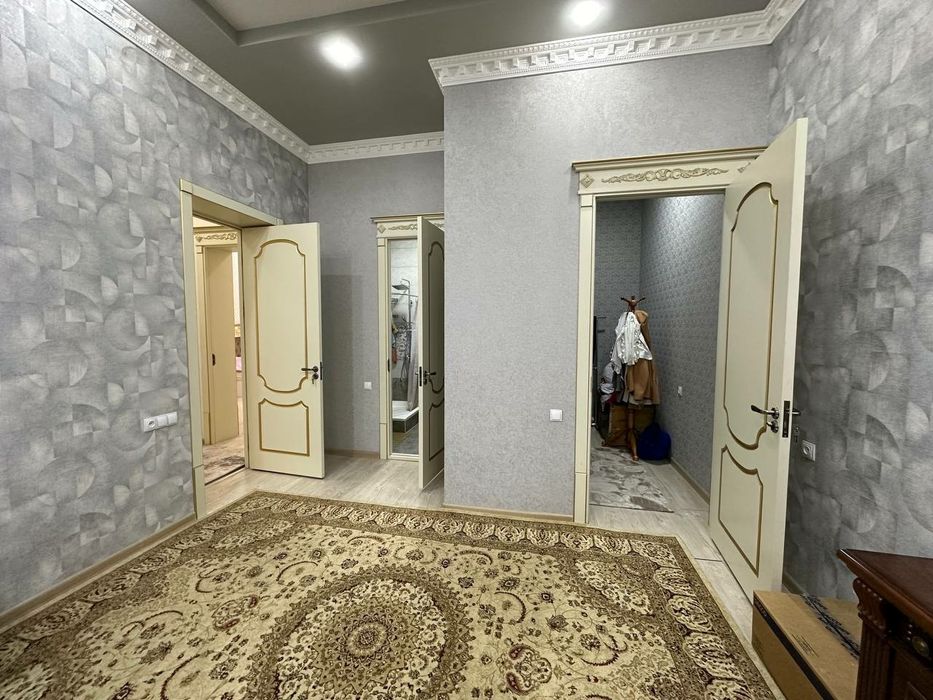 Бетонка New Arbat нинг рупараси 6 сот 5 хона