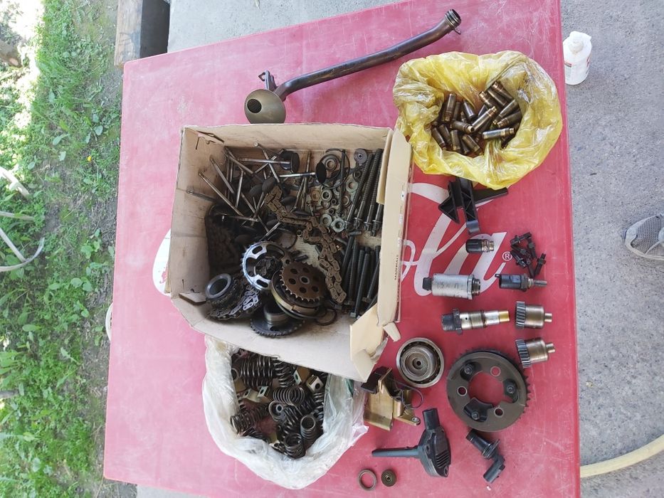 Запчасти на двигатель BMW