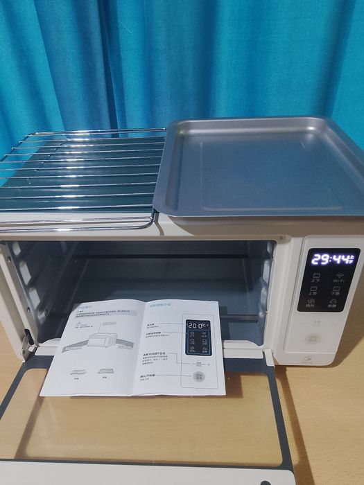 Продам электрическую духовку