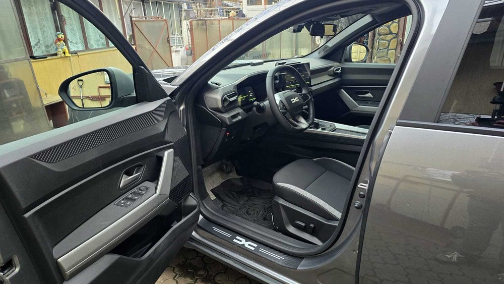 Dacia Bigster Hybrid 155