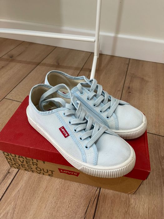 Кеды женские Levis