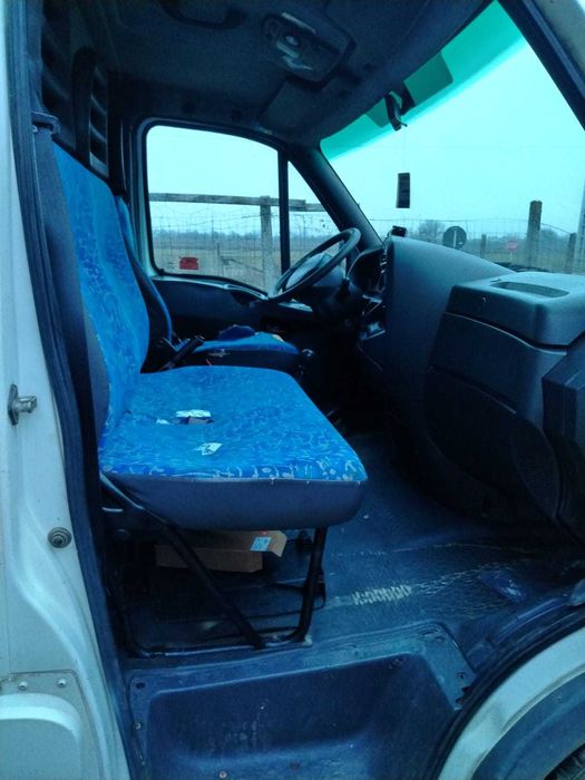 Vând Iveco daily