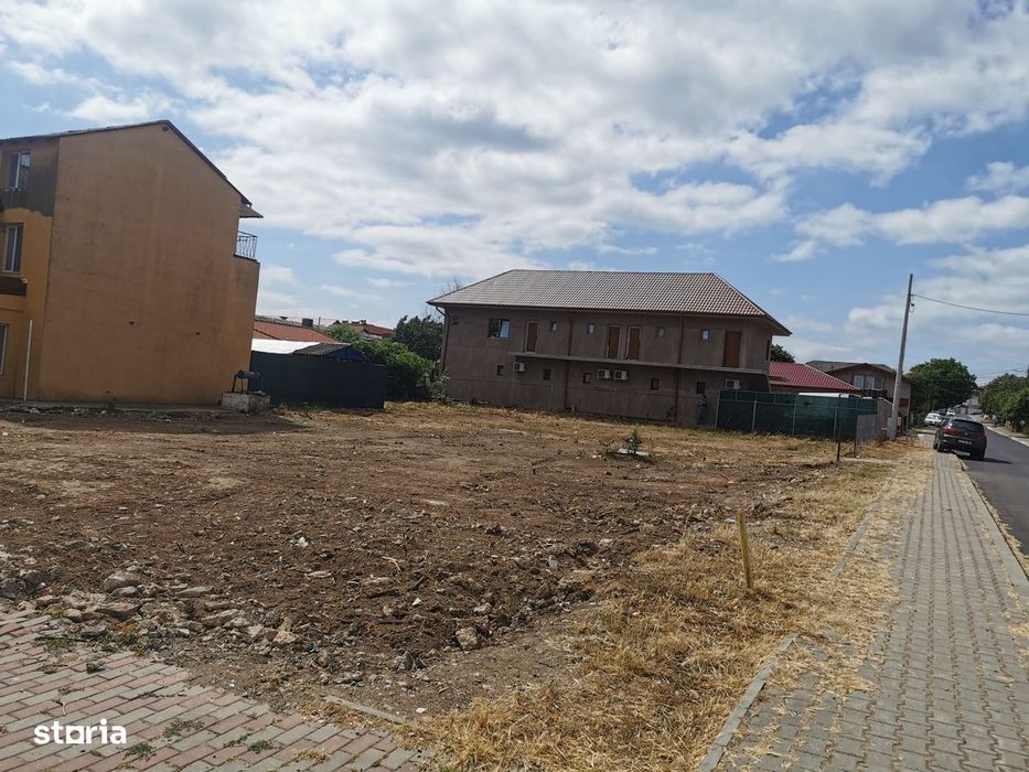 Teren de vânzare ultracentral în 2 Mai