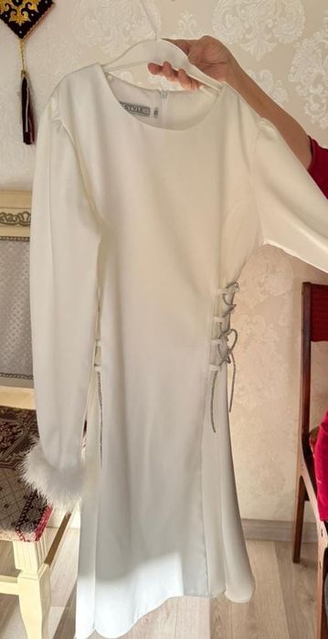 Платье белое нарядка для девочек