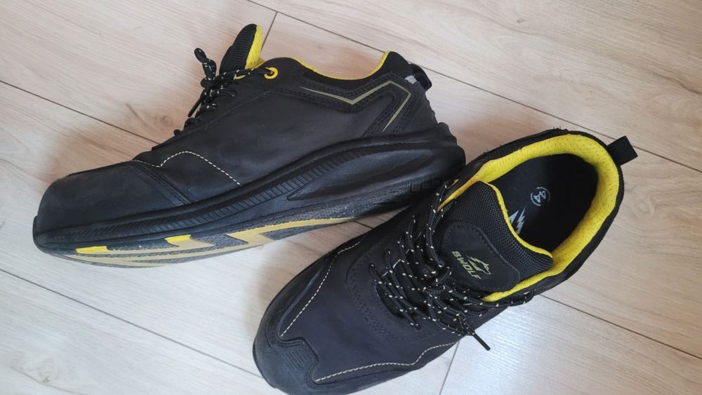 Висококачесвени работни обувкиработни обувки