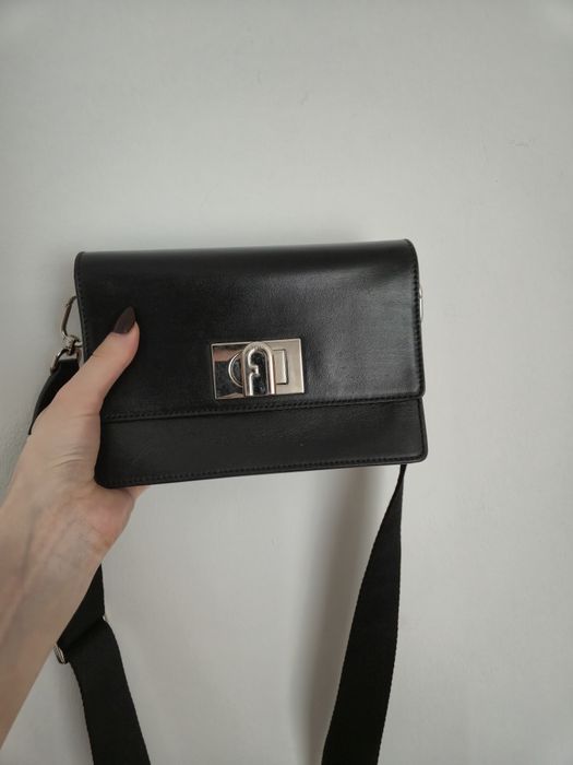 Geanta Furla neagra