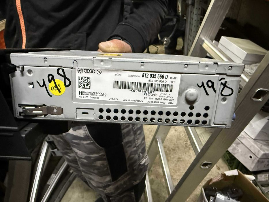 MEDIA,Радио,Навигация,Чейнджър 8T2 035 666 D ном 498