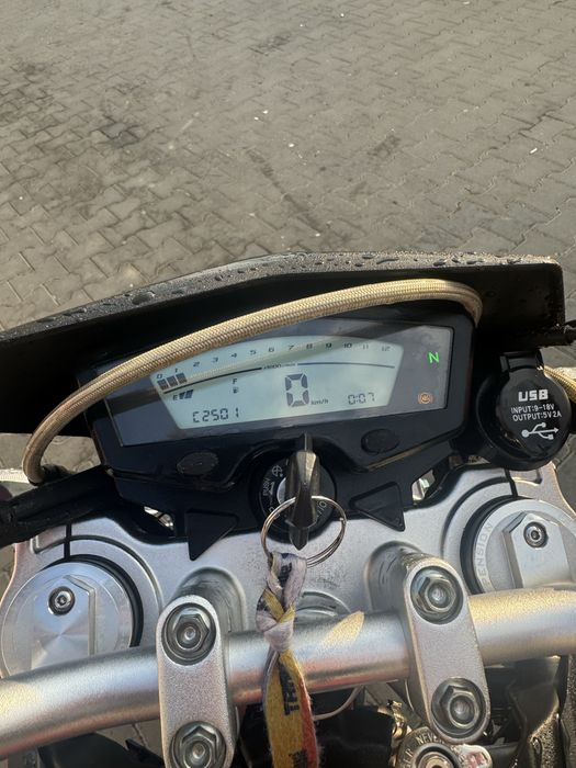 vand supermoto swm 125 2025