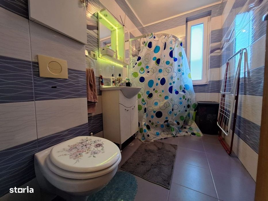 Apartament 3 camere, open-space, etaj 3, mobilat si utilat - Girocului