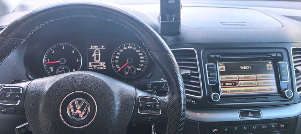 Продавам VW Saran