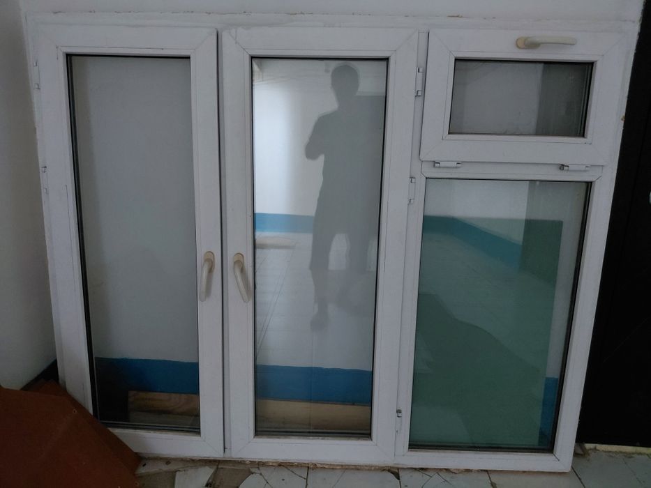 Продаётся балконное окно