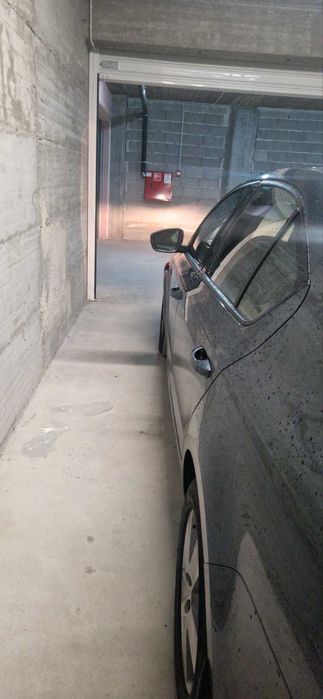 Дава се под наем Гараж / Паркомясто в Пловдив, Южен - 18 кв.м за 61.2 € - Снимка #4