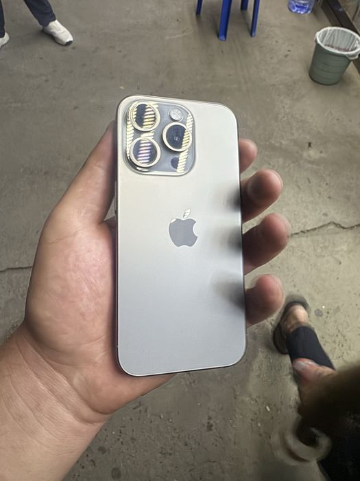 iPhone 15 pro 128gb
