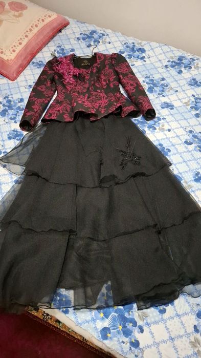 La Perla turkiya brendidigi kiyim sotiladi