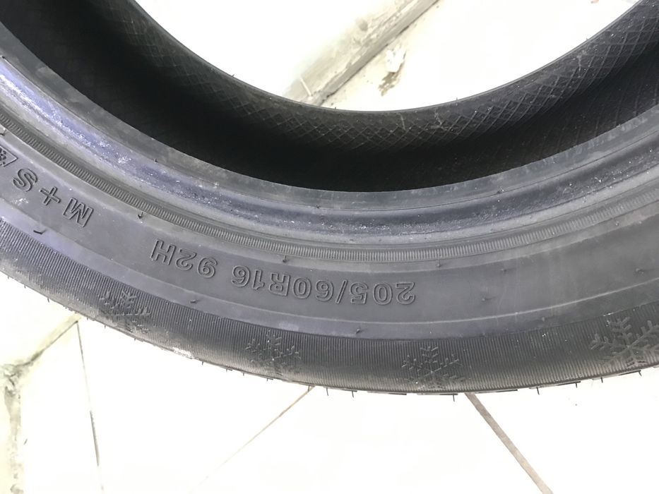 Отличные шины 205/60 r16