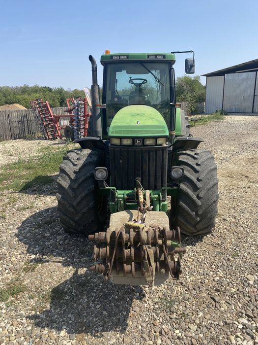 JOHN DEERE 8200 powershift