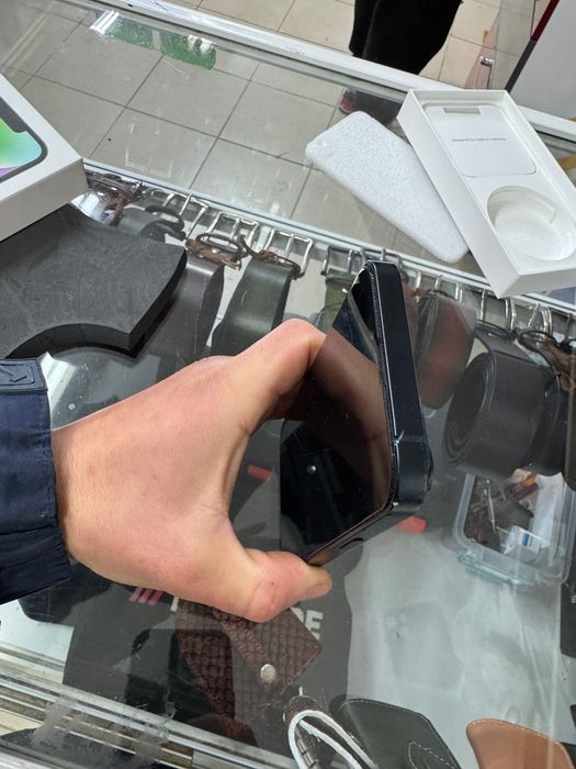 iPhone 14 – запазен, без проблеми
