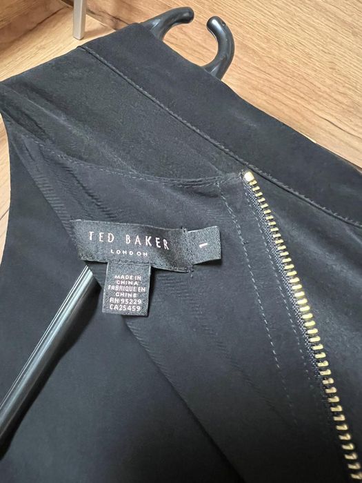 Рокля Ted Baker